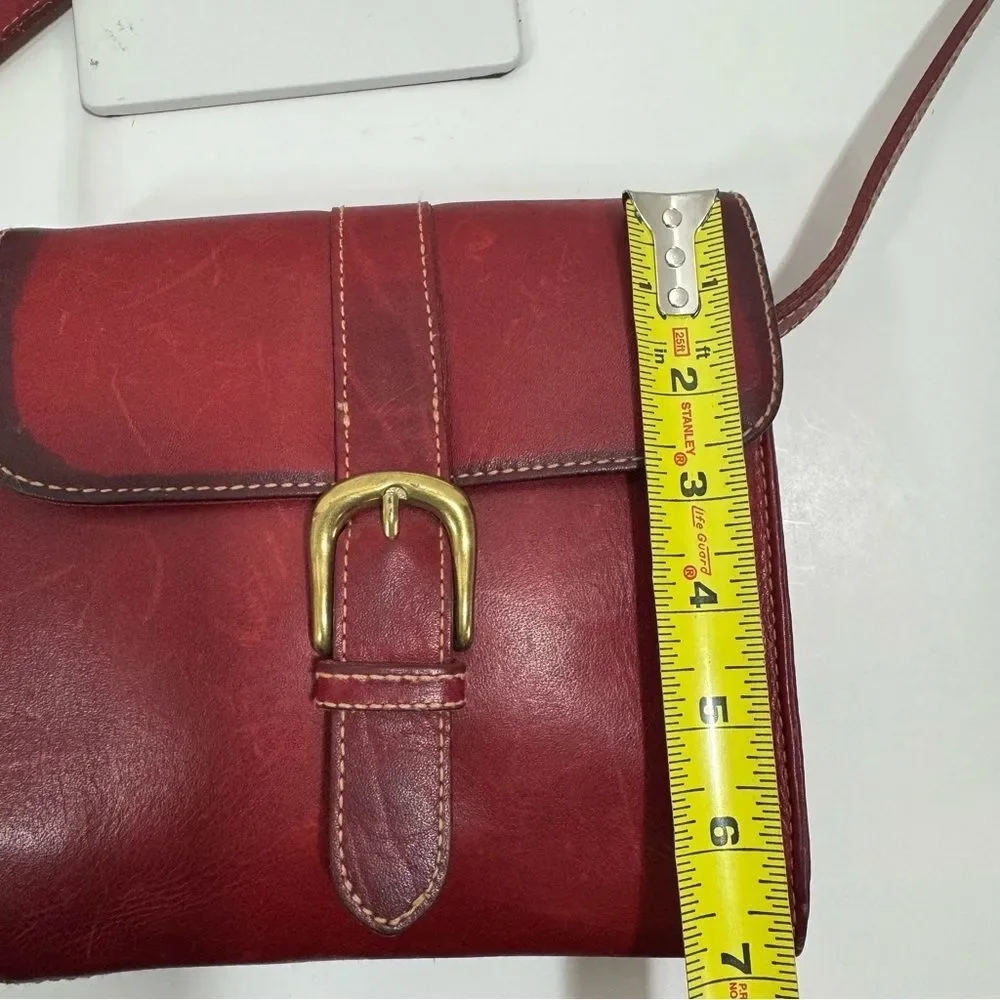 G.H Bass & Co.Womens Red Vintage Genuine Leather Crossbody Bag